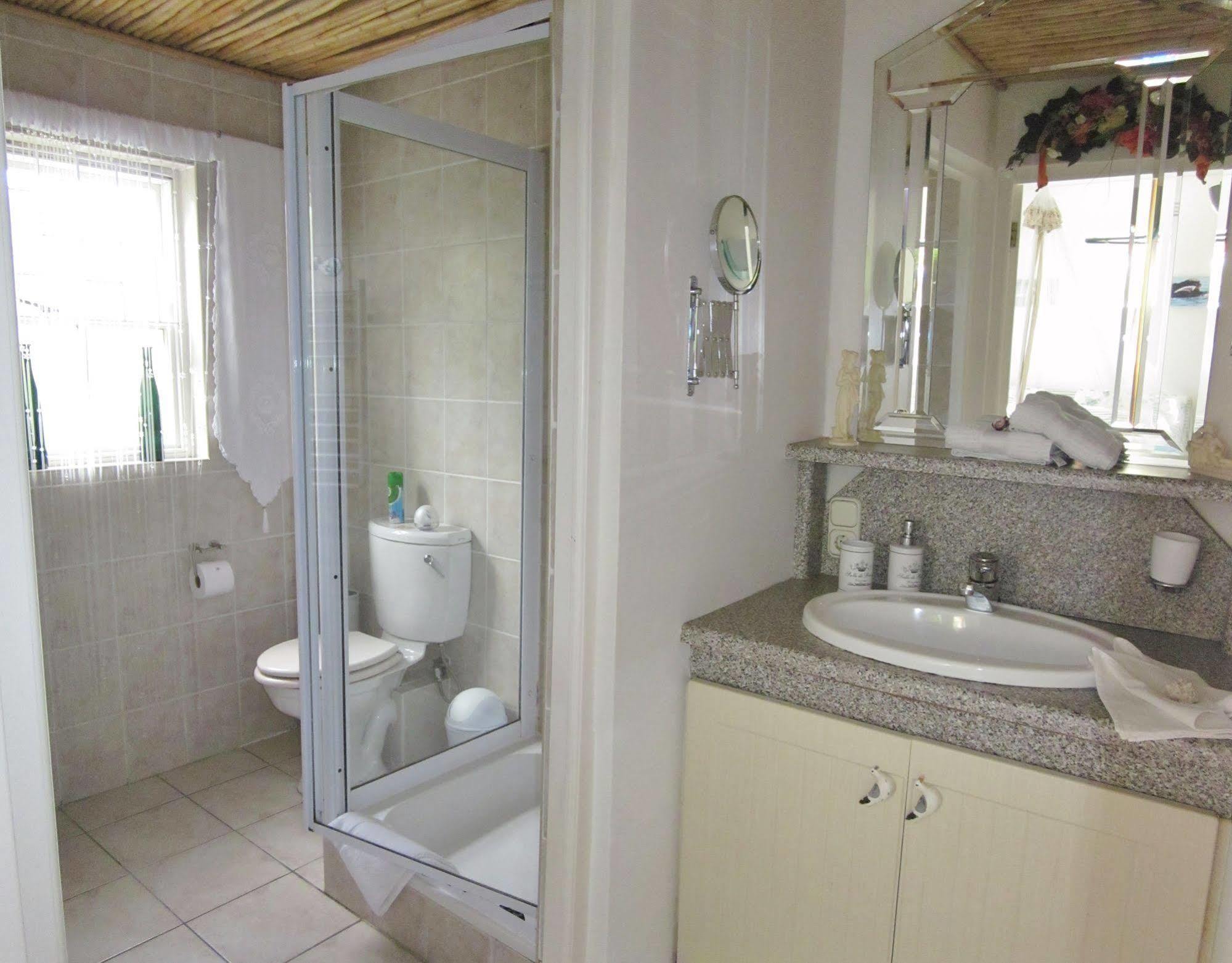 Von Abercron Residence Hermanus Exteriör bild